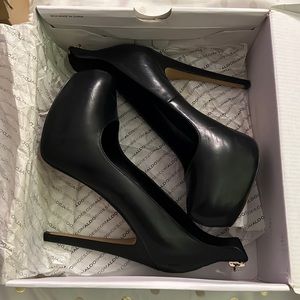 High heels size 7.5 ALDO